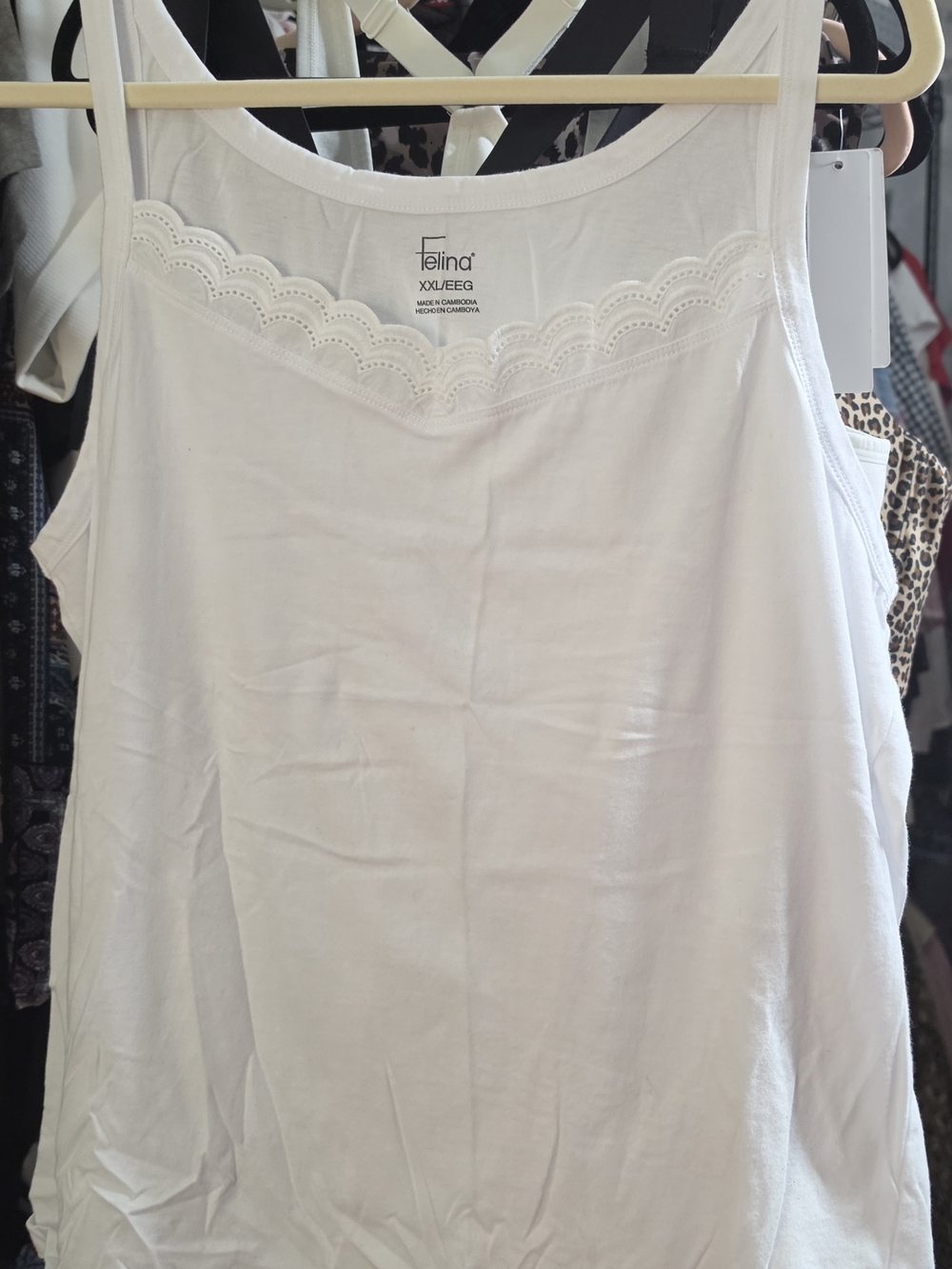 FELINA Women's White Scalloped Lace-Trim Camisole